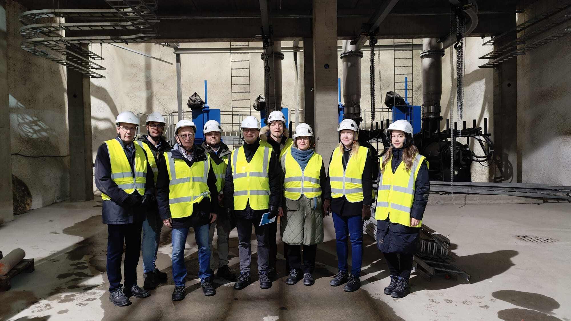 Foreconin työntekijät Sulkavuoren rakennustyömaalla